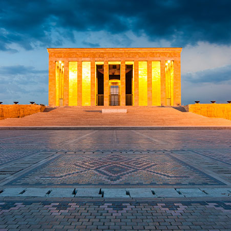 100. Yılında Cumhuriyet'in İlanına Yolculuk: Ankara Gezi Rehberi