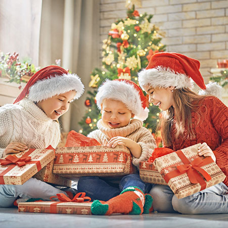 Yılın En Mutlu Anında Çocukları Heyecanlandıracak Yılbaşı Hediye Fikirleri