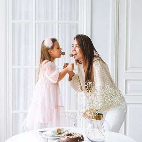 Birlikte Mutfakta: Çocuklarınızla Yapabileceğiniz Çikolatalı Tarifler