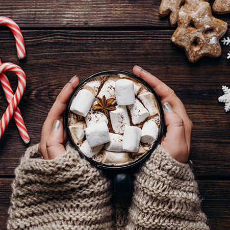 Pratik ve Lezzetli Sıcak Çikolata Tarifleri