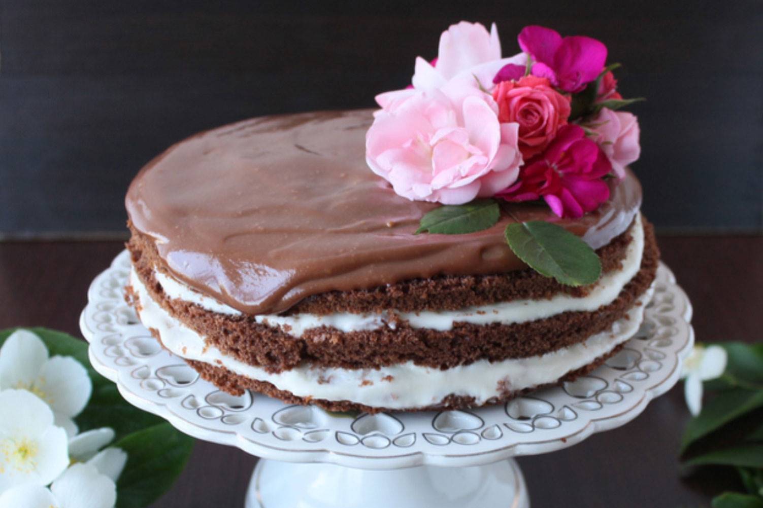 Gerçek Şölen Çikolatasıyla Lezzetli Rokoko Tarifi